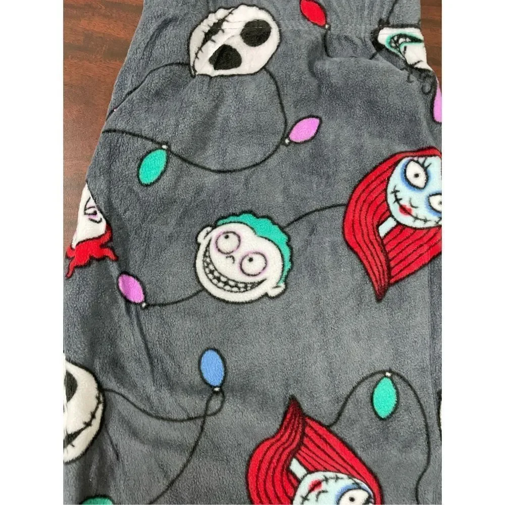 NWT Disney The Nightmare Before Christmas Women’s Two Piece Pajama Set- Medium - Picture 8 of 9